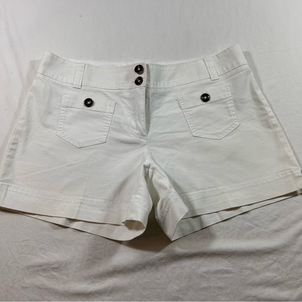 New York & Company White Button-Detail Shorts